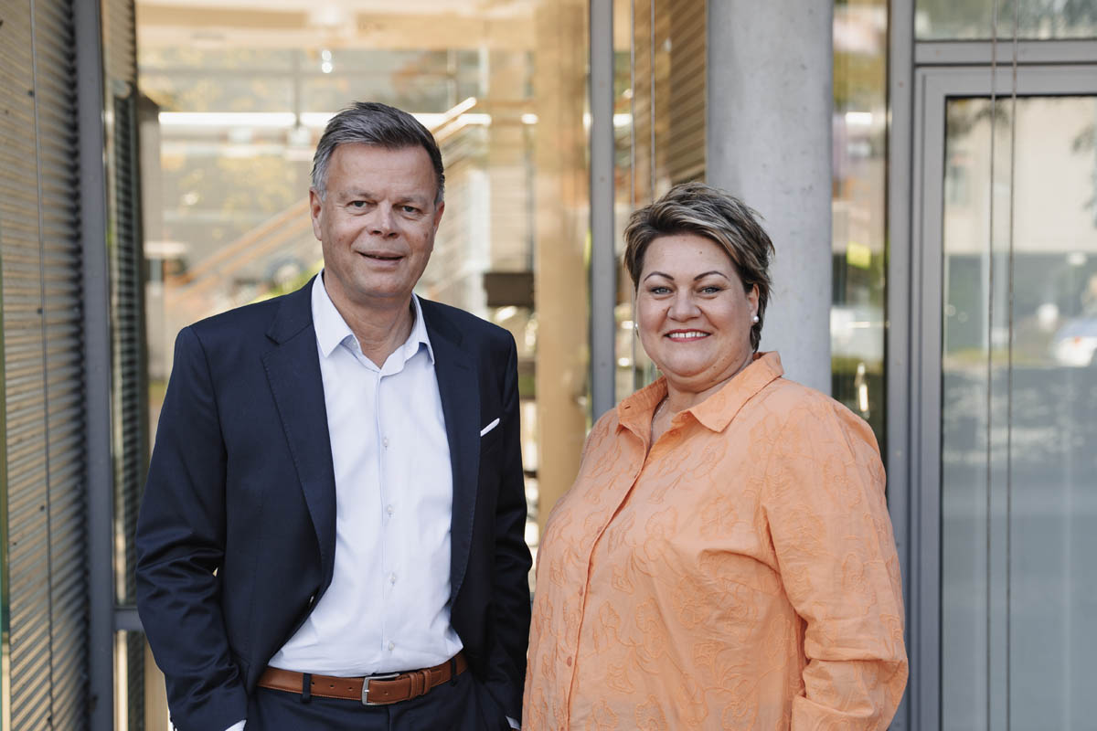 Peter Müller und Nicole Heinemann von StellwerkPRO Oldenburg